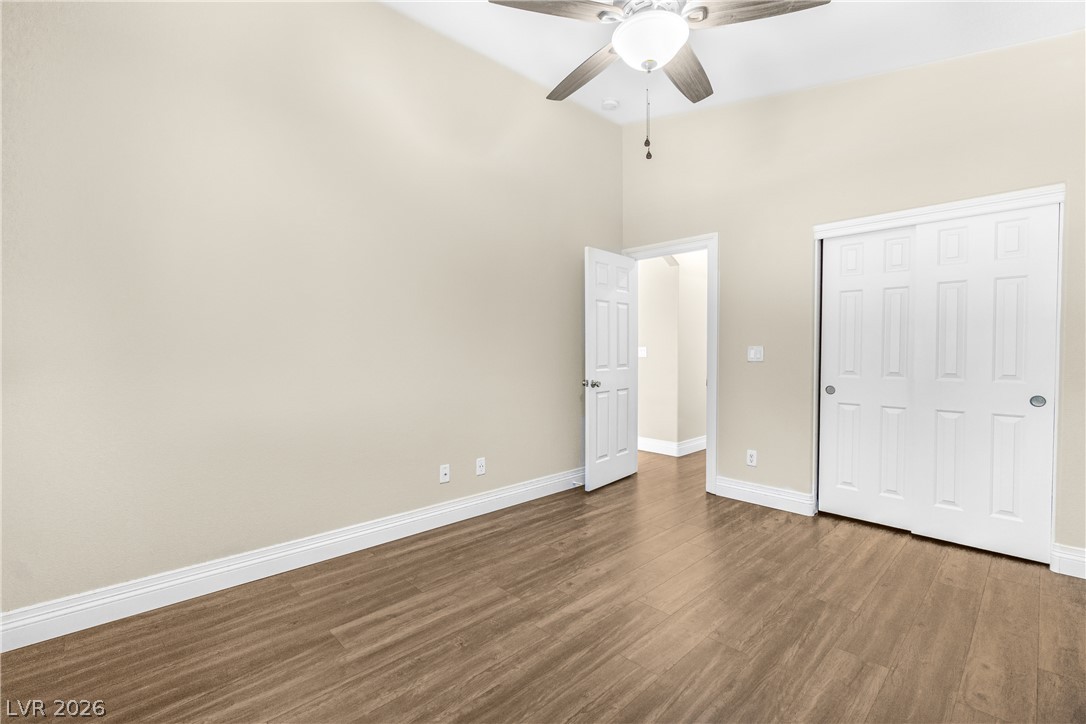 6718 Hawthorne Creek Court Property Photo 30