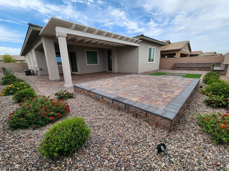 254 Tallis Hills Avenue Property Photo 16