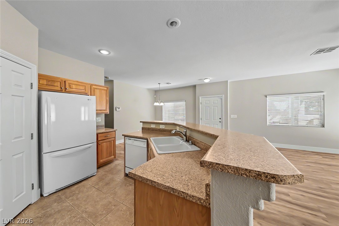 8685 Traveling Breeze Avenue 103 Property Photo 17