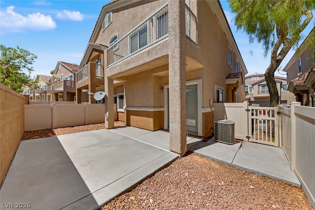 8685 Traveling Breeze Avenue 103 Property Photo 33