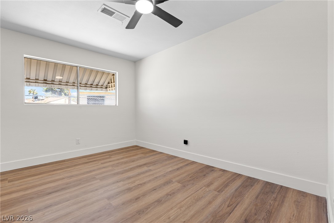 1921 Manhattan Drive Property Photo 16