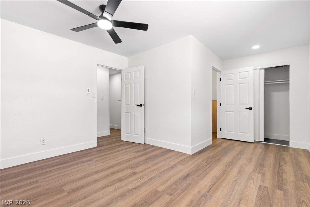 1921 Manhattan Drive Property Photo 17