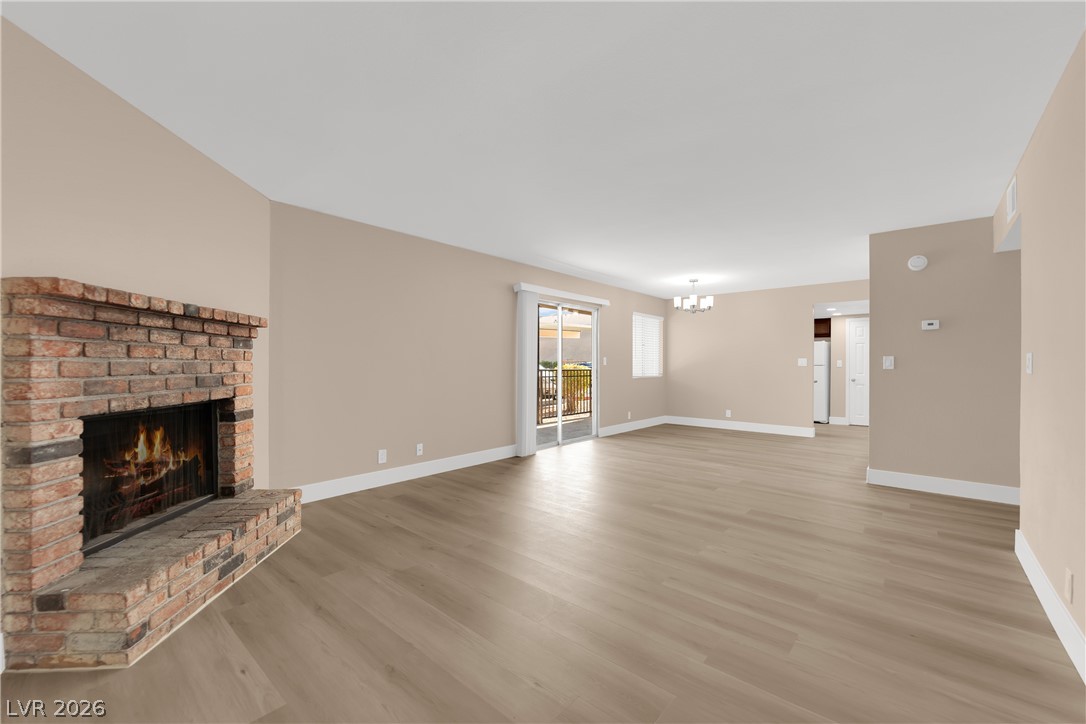 5386 River Glen Drive 349 Property Photo 6