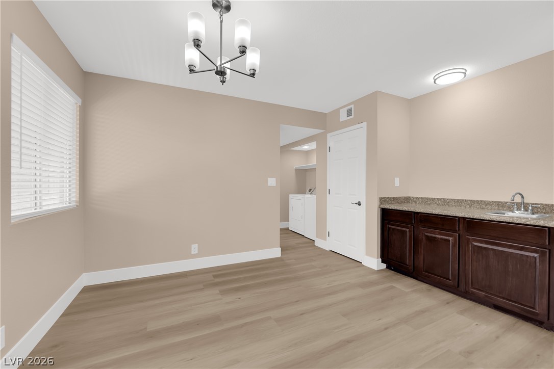 5386 River Glen Drive 349 Property Photo 10