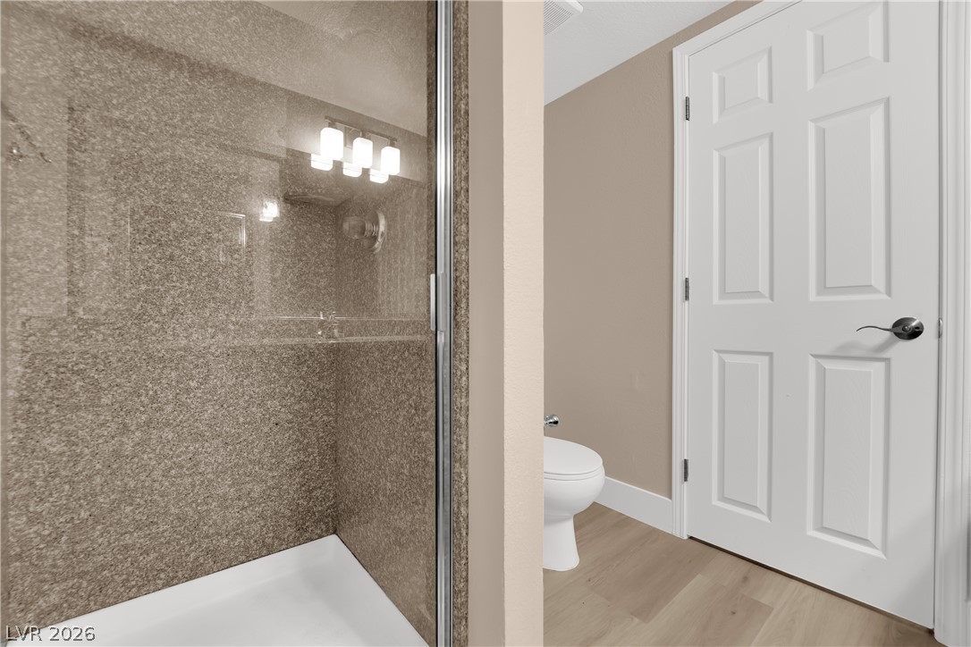 5386 River Glen Drive 349 Property Photo 14
