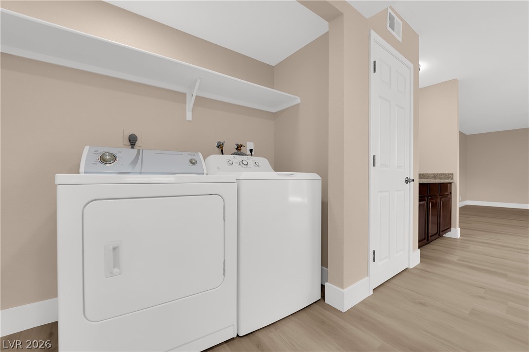 5386 River Glen Drive 349 Property Photo 21