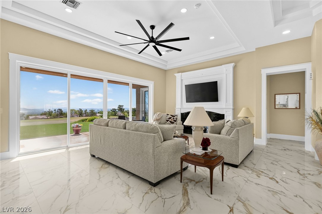 2108 Hot Oak Ridge Street Property Photo 11