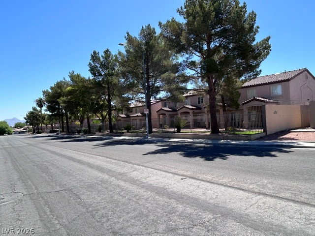 2501 Sierra Luna Avenue 102 Property Photo 1