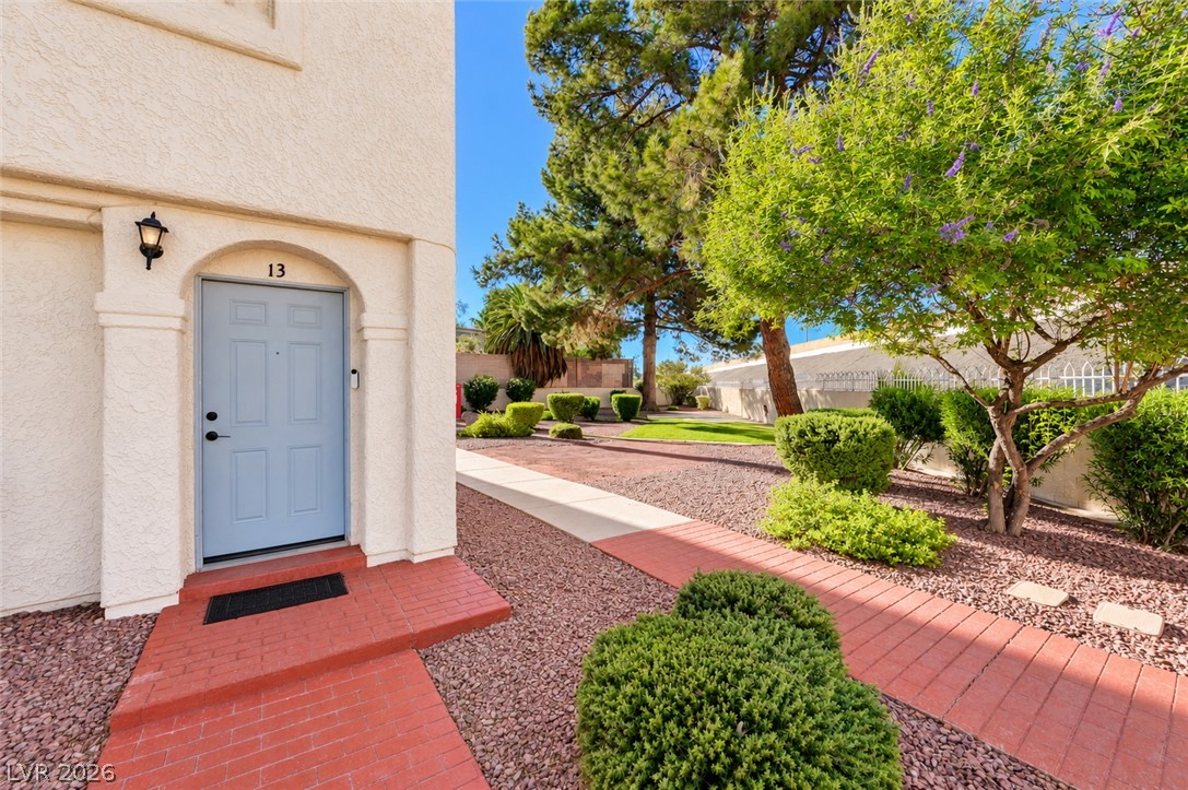 5383 Mountain Vista Street 13 Property Photo 4