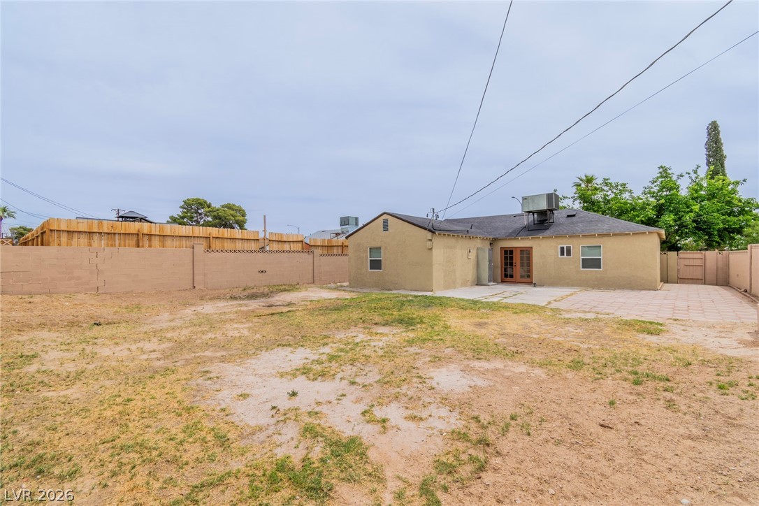 228 Earl Street Property Photo 37