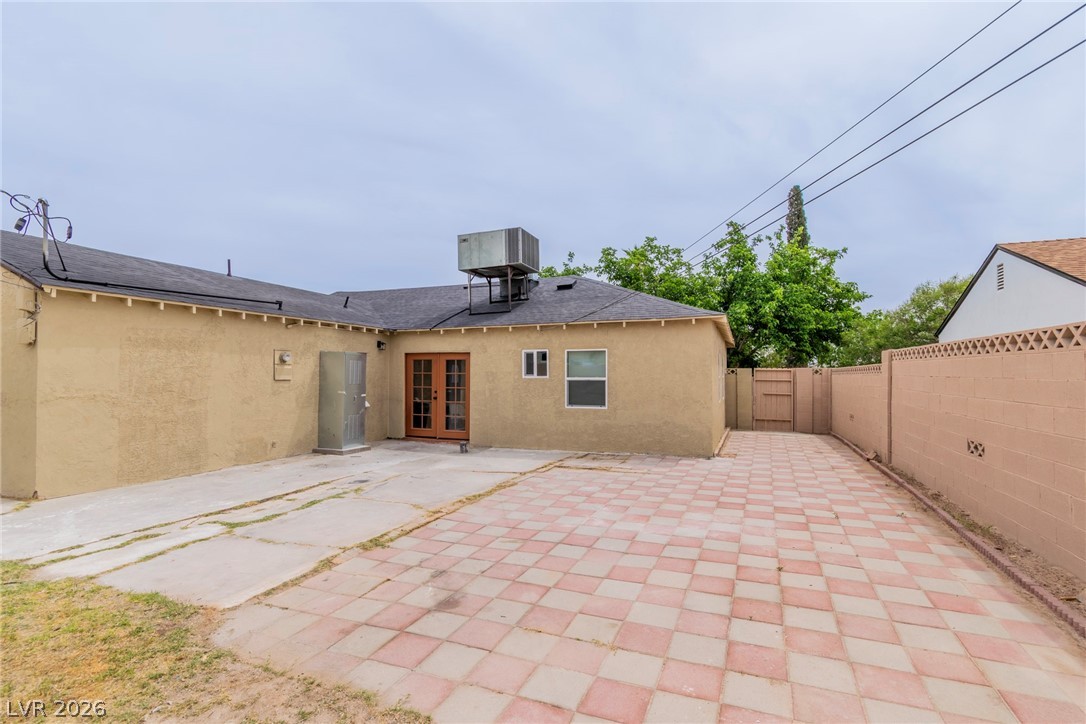 228 Earl Street Property Photo 39