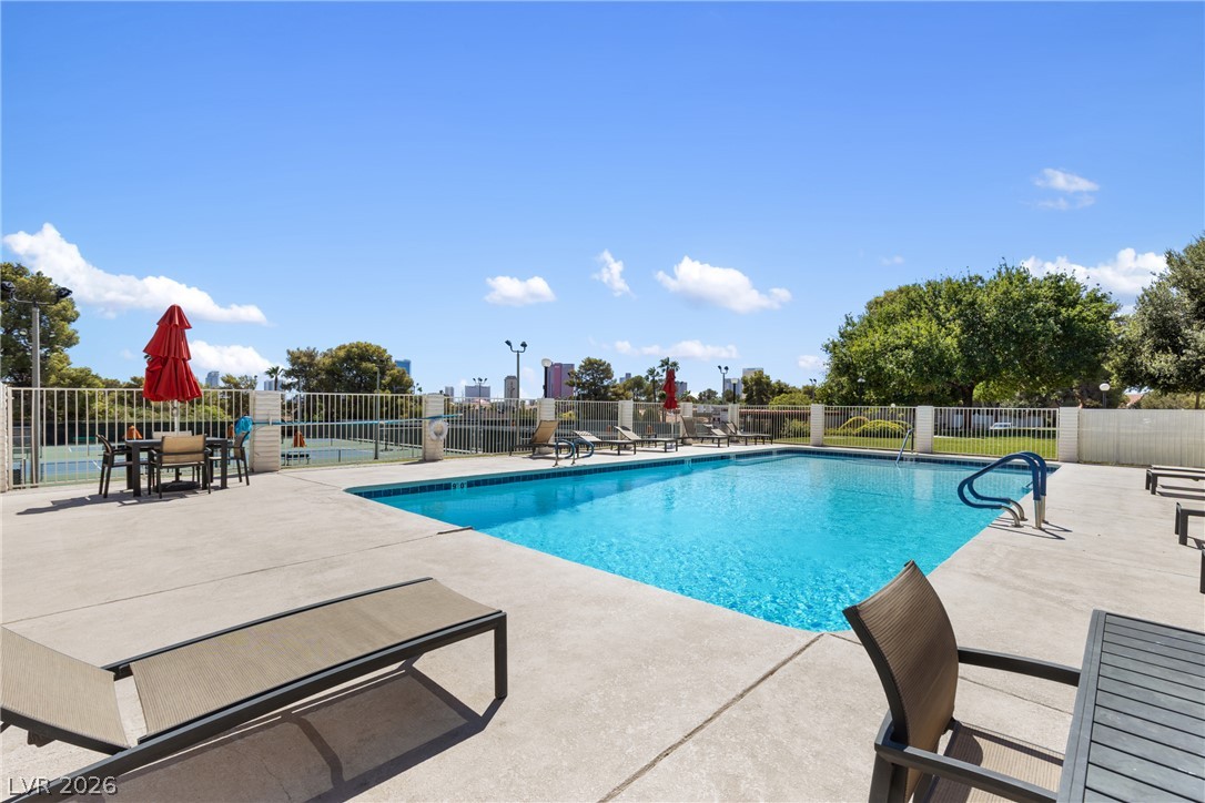 3325 Calle De Corrida Property Photo 73