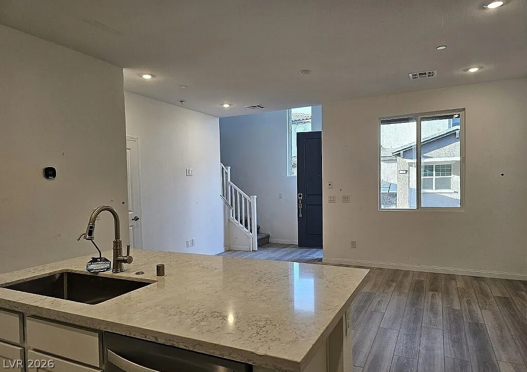 212 Wewatta Avenue Property Photo 2