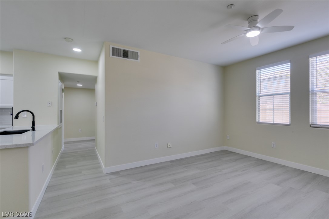 50 Aura De Blanco Street 3104 Property Photo 7