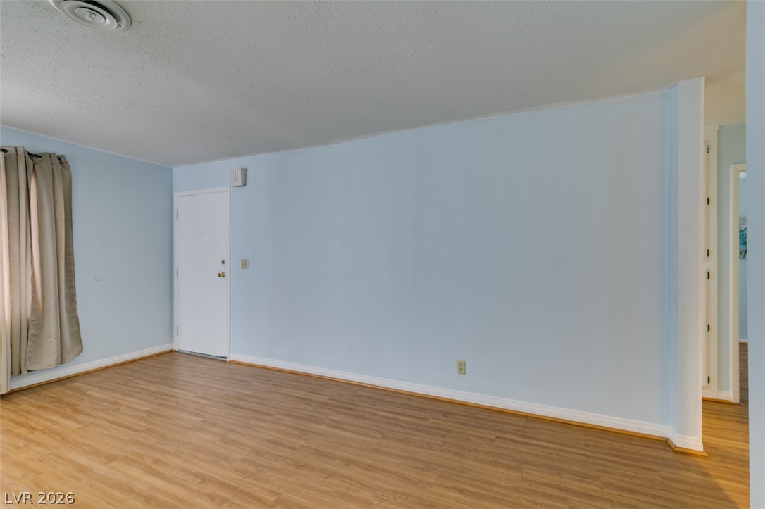 3422 Pecos Way Property Photo 10