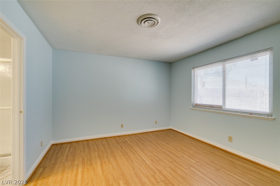 3422 Pecos Way Property Photo 28