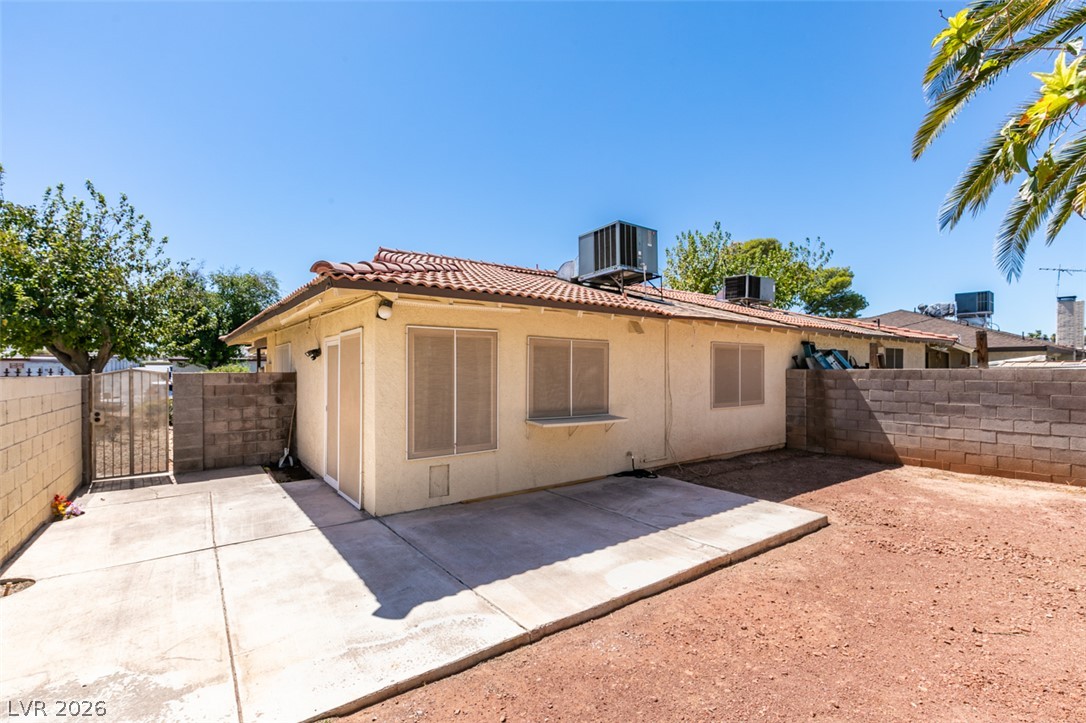 3422 Pecos Way Property Photo 34