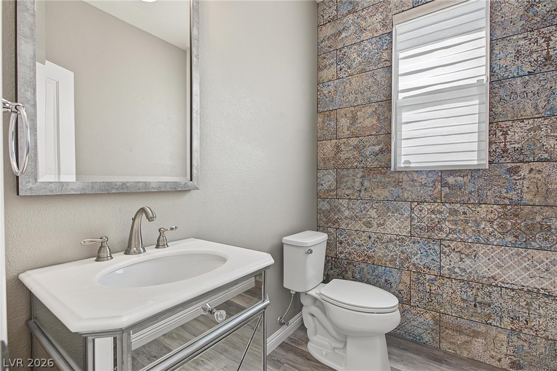 932 Glenhaven Place Property Photo 10