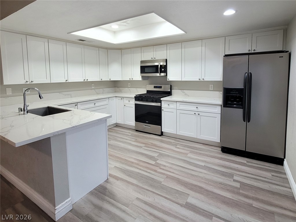 6767 Garden Grove Avenue Property Photo 7