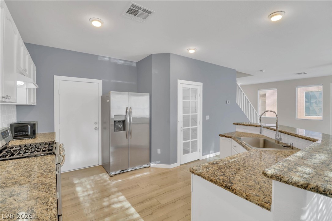 6768 Pastel Camellia Street Property Photo 18