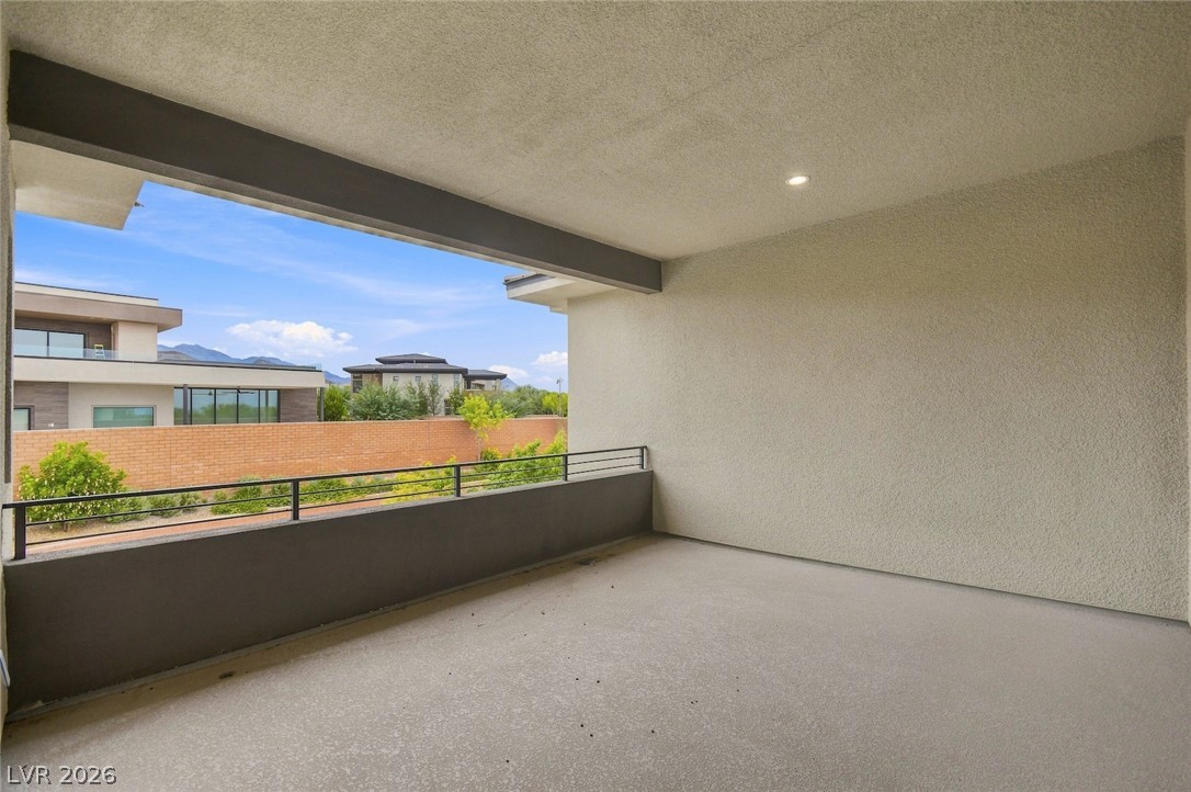 1 Moonfire Drive Property Photo 33