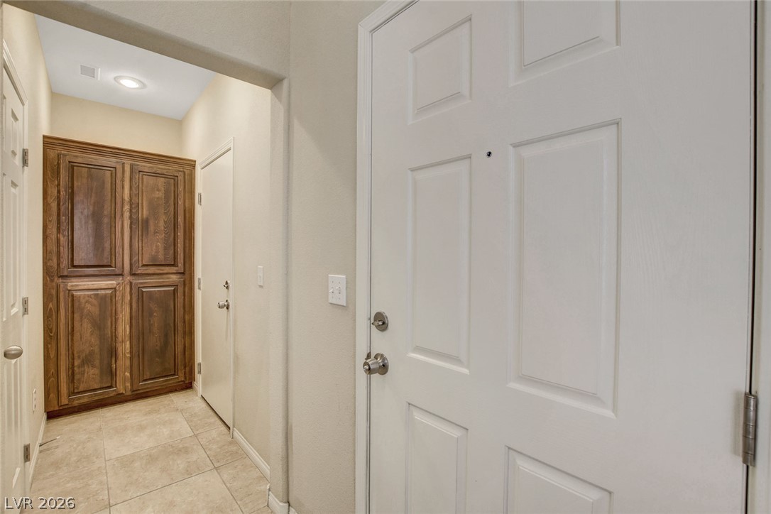9353 Black Wolf Avenue Property Photo 3