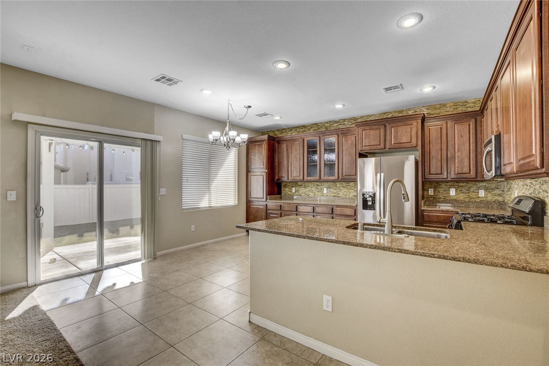 9353 Black Wolf Avenue Property Photo 8