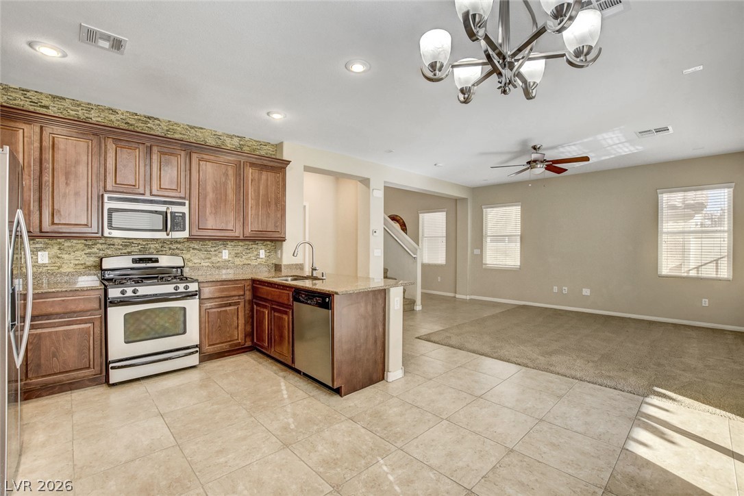9353 Black Wolf Avenue Property Photo 12