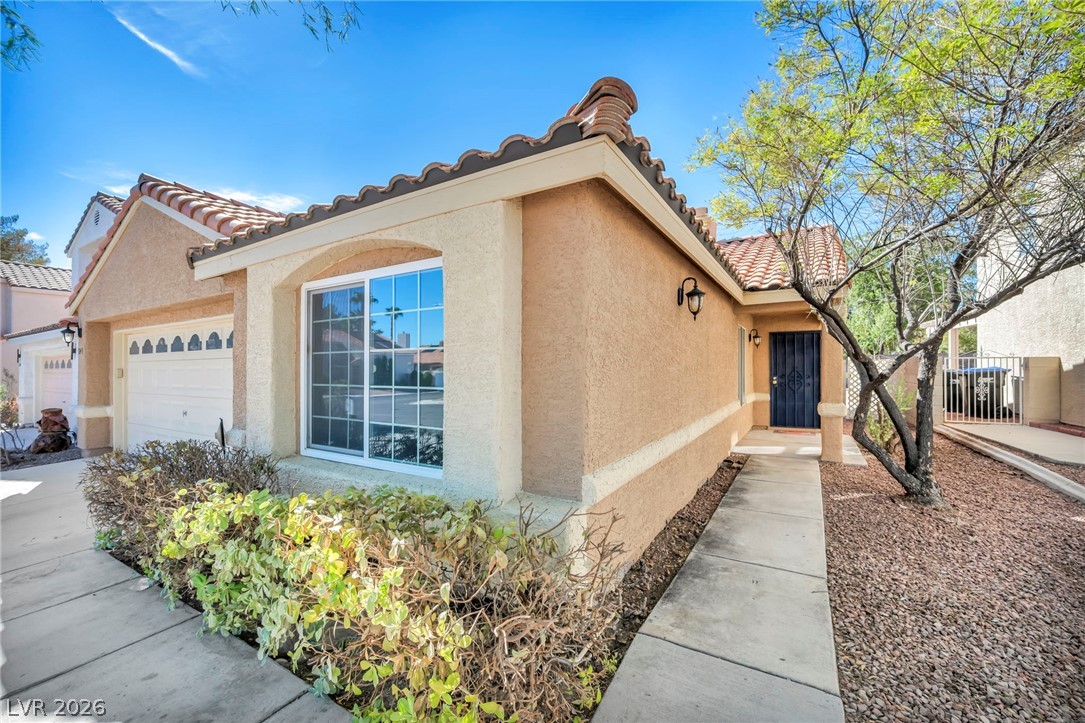 2143 Sun Swept Way Property Photo 7