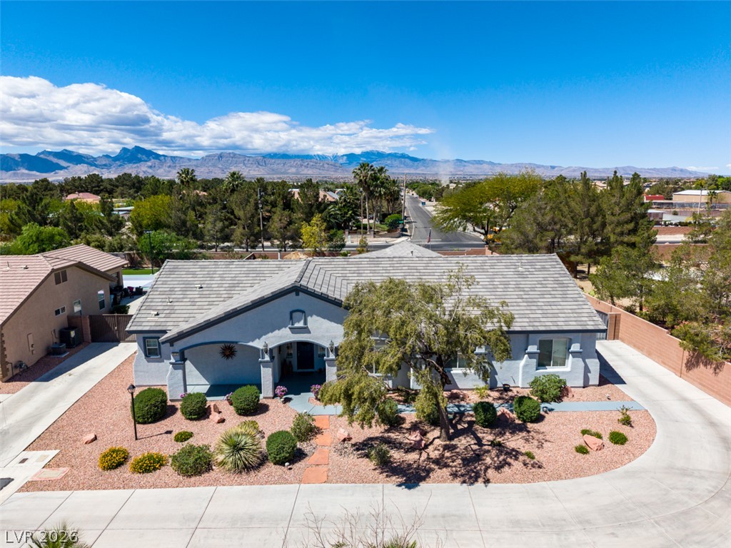 8125 Soledad Canyon Street Property Photo 2