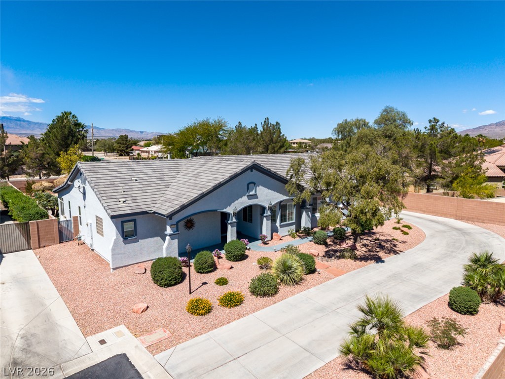 8125 Soledad Canyon Street Property Photo 3