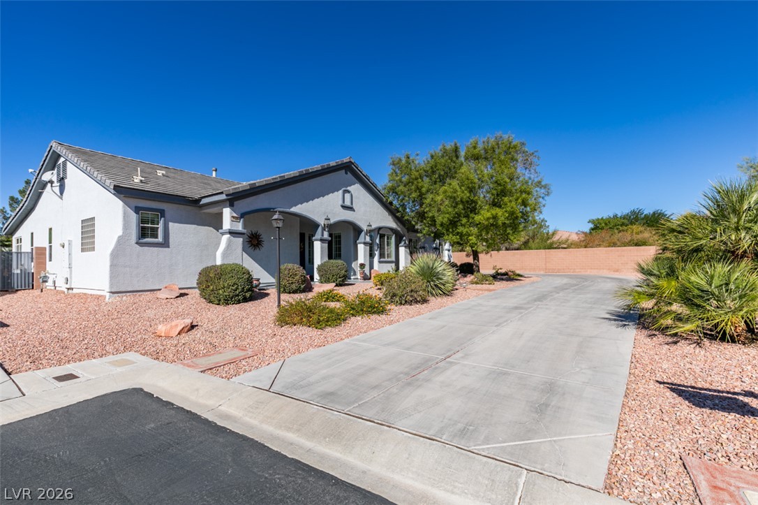 8125 Soledad Canyon Street Property Photo 11