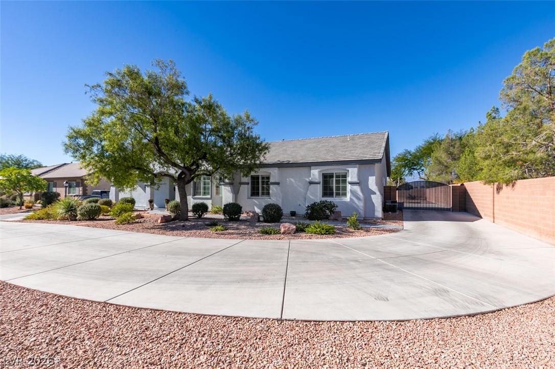 8125 Soledad Canyon Street Property Photo 12