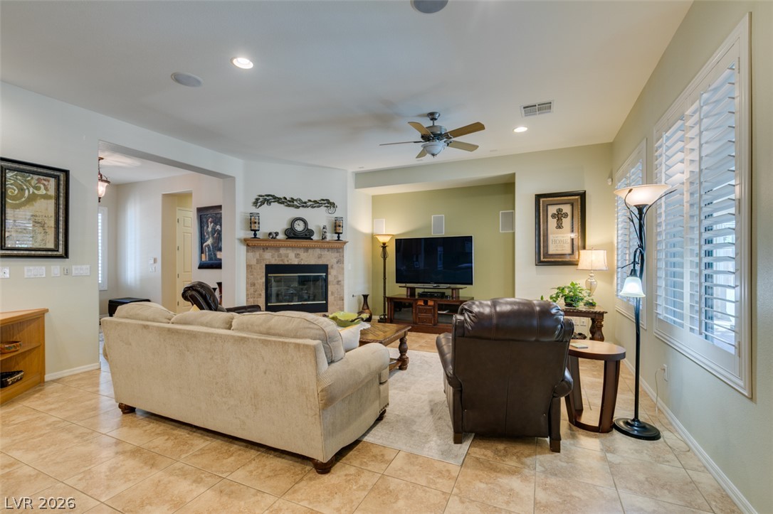8125 Soledad Canyon Street Property Photo 32