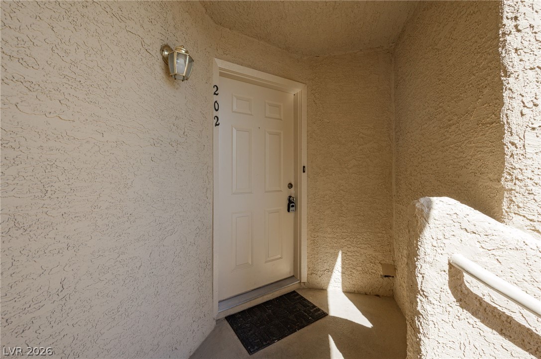 2200 Highpointe Drive 202 Property Photo 7