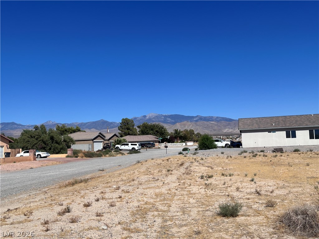 941 East Enchanted Mesa Street Property Photo 3