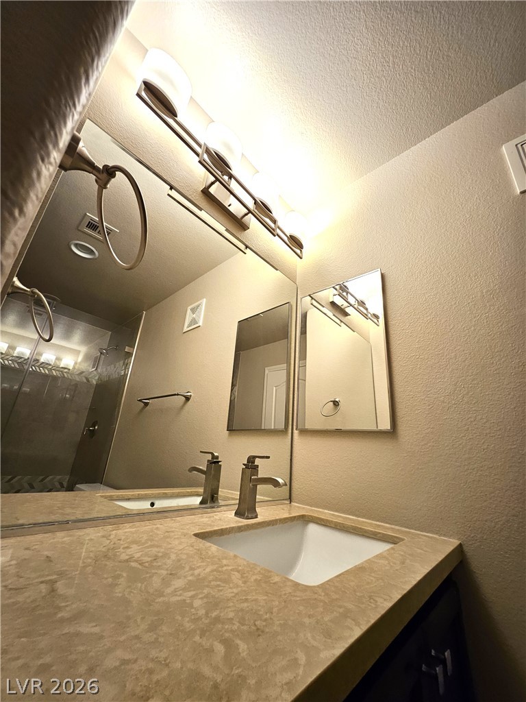 432 Winthrop Place Property Photo 14