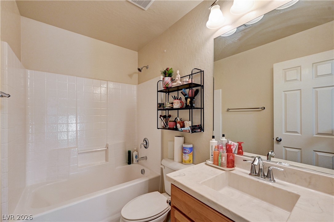 9882 Bangalore Court Property Photo 19