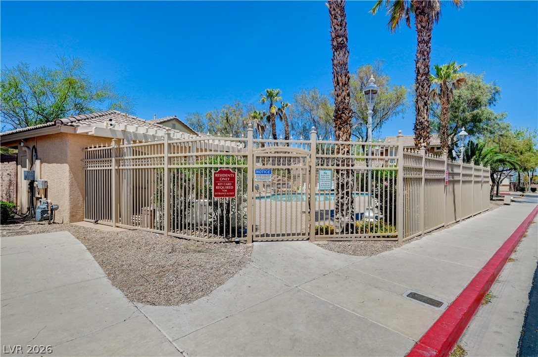 1438 Summer Glow Avenue Property Photo 46