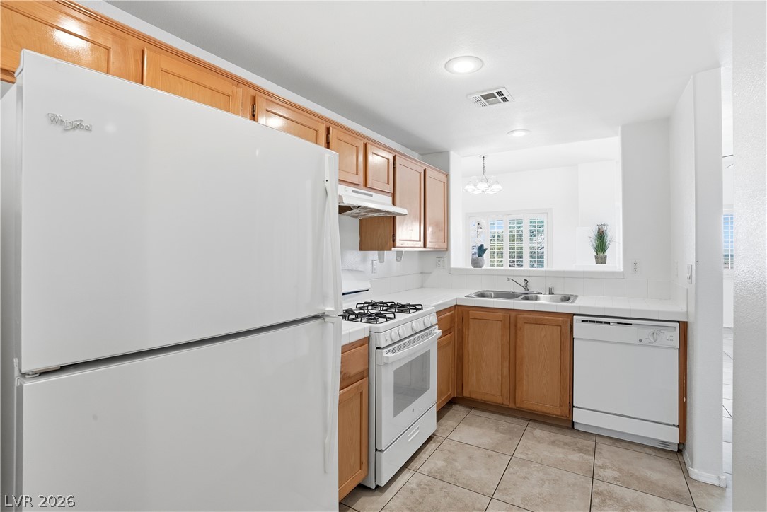8501 West University Avenue 2089 Property Photo 7