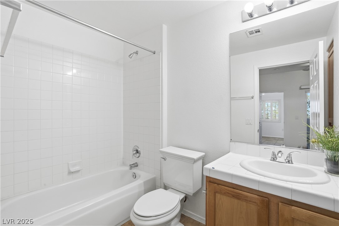8501 West University Avenue 2089 Property Photo 17