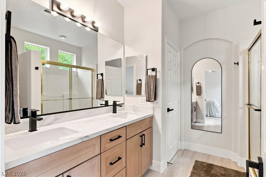 232 Friendly Court Property Photo 16