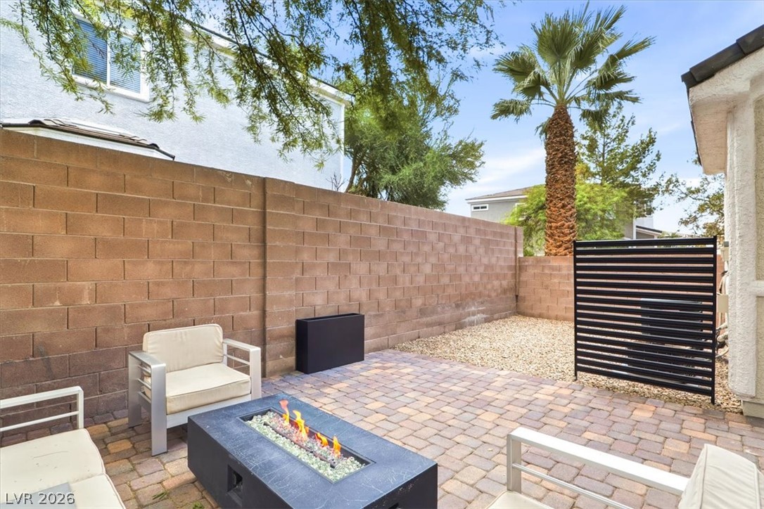 232 Friendly Court Property Photo 28