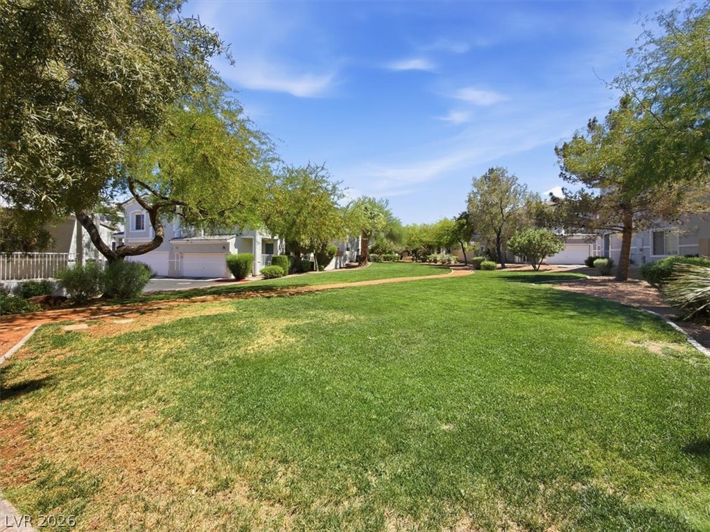 232 Friendly Court Property Photo 32
