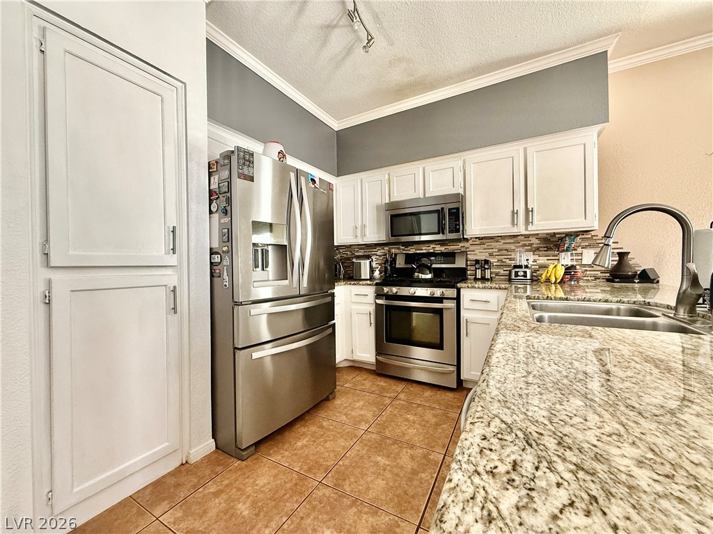 2305 Loggerhead Road Property Photo 9
