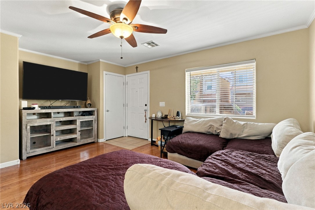 9104 Silk Threads Avenue Property Photo 4