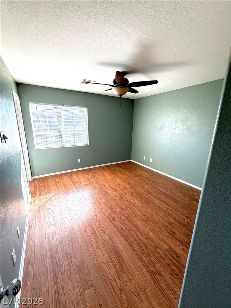 9104 Silk Threads Avenue Property Photo 18