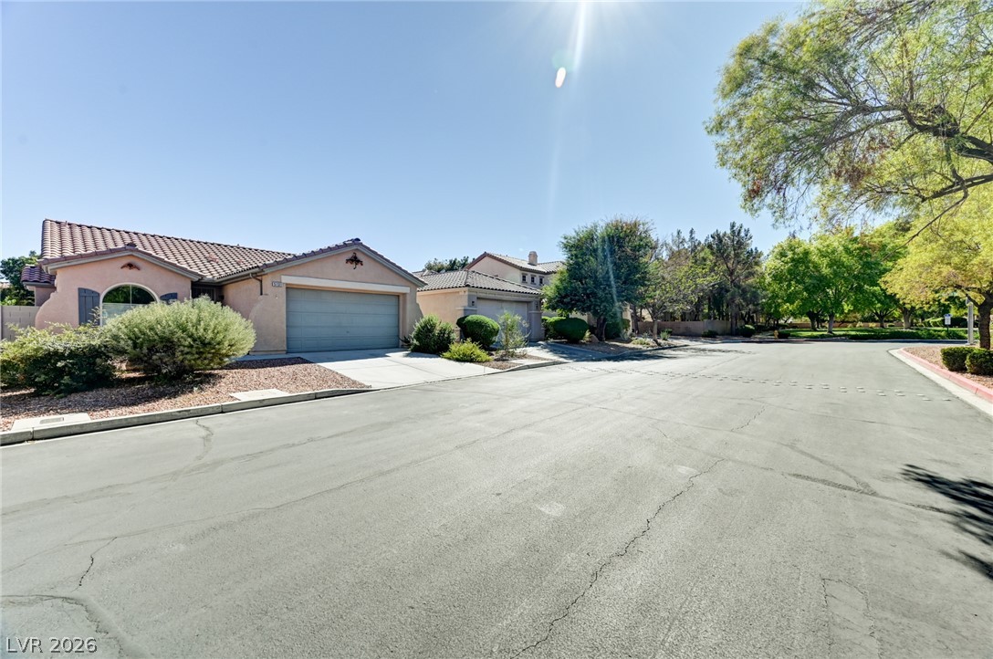 5131 Opal Crest Avenue Property Photo 2