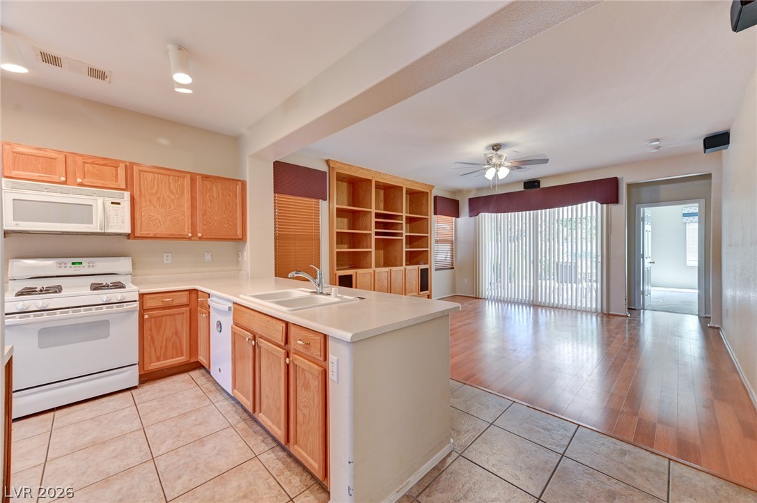 5131 Opal Crest Avenue Property Photo 4