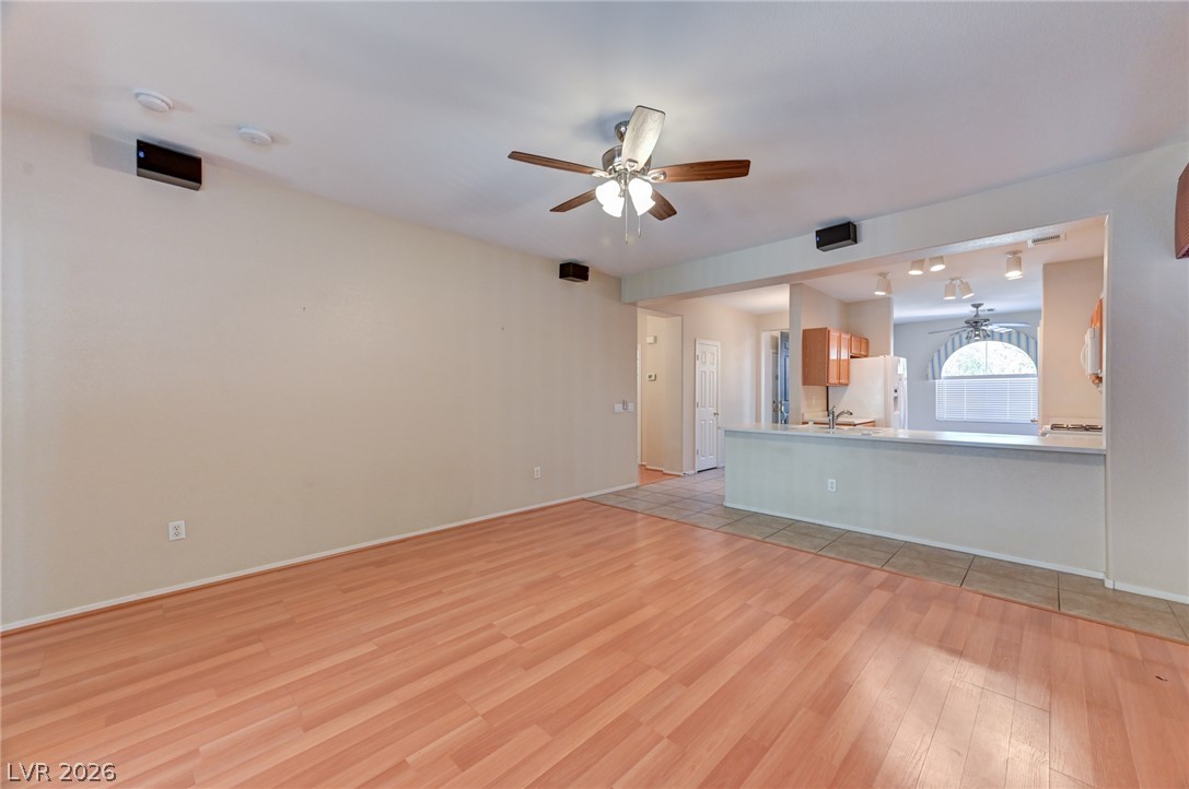 5131 Opal Crest Avenue Property Photo 7